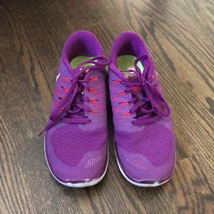 Nike Free Run Tennis shoes